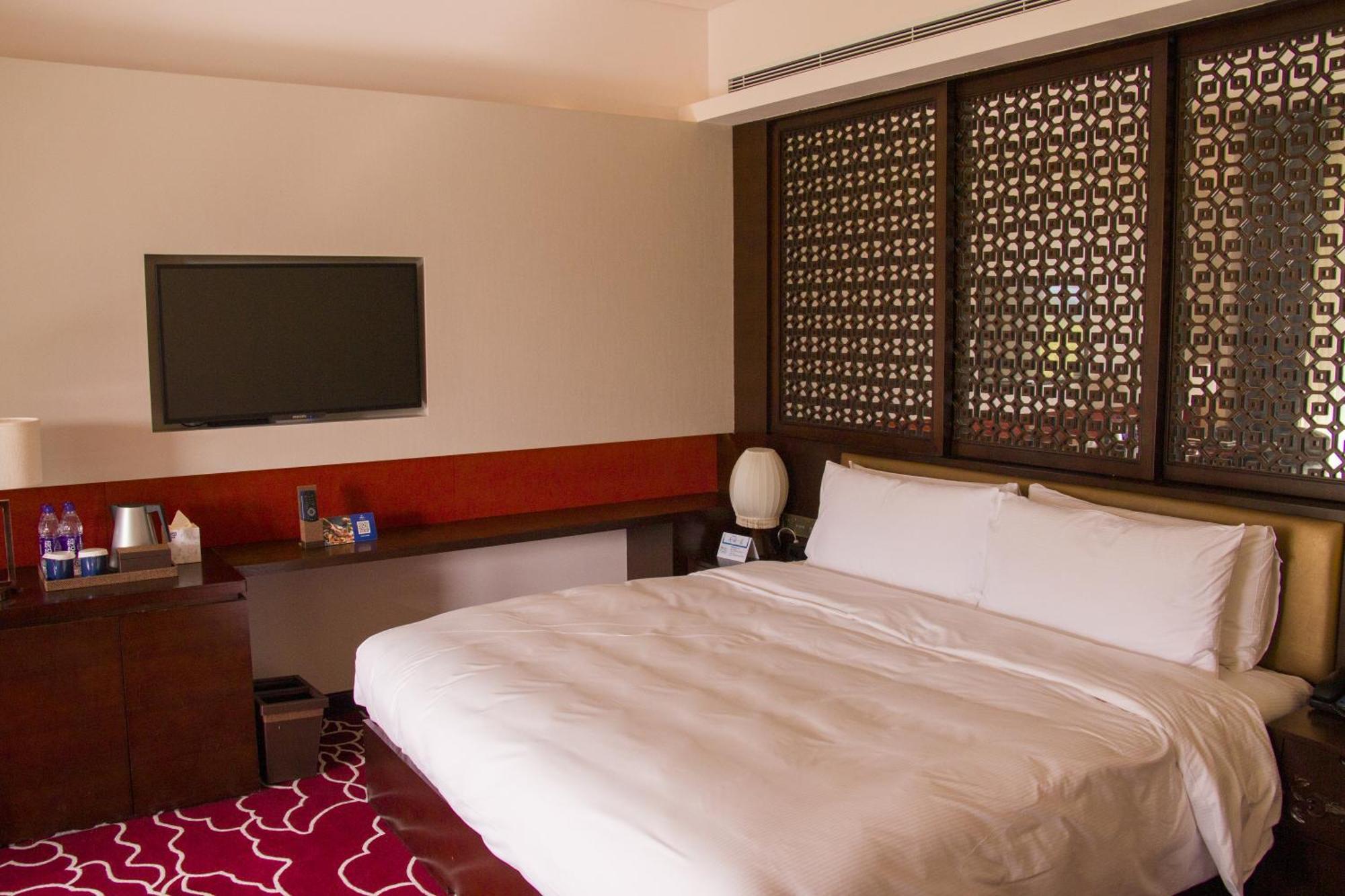 Hilton Linzhi Resort Nyingchi Zewnętrze zdjęcie