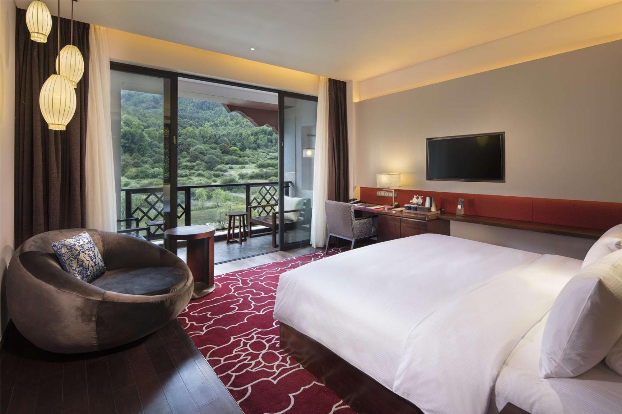 Hilton Linzhi Resort Nyingchi Zewnętrze zdjęcie