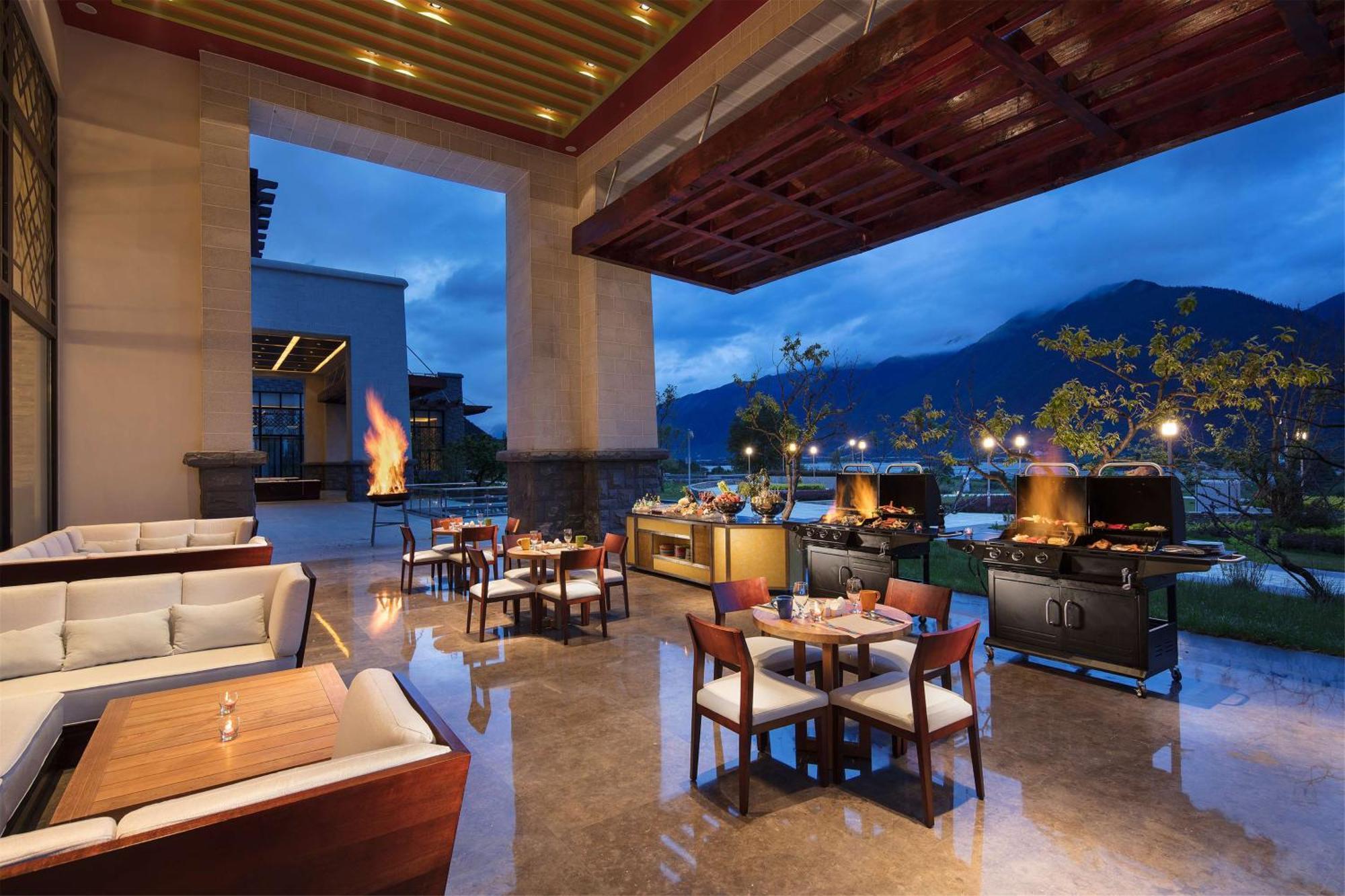Hilton Linzhi Resort Nyingchi Zewnętrze zdjęcie