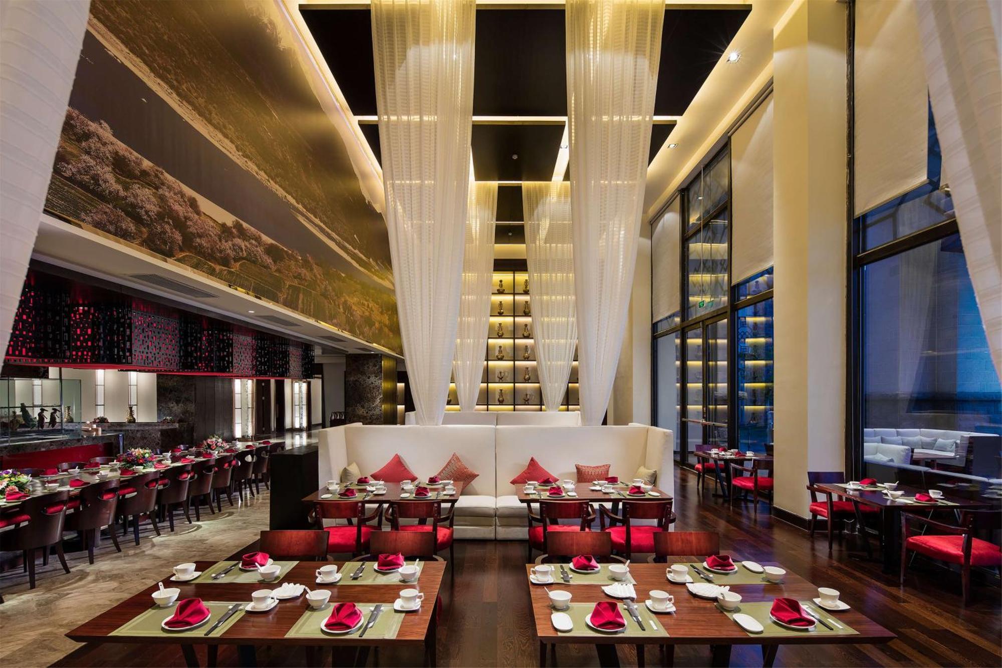 Hilton Linzhi Resort Nyingchi Zewnętrze zdjęcie